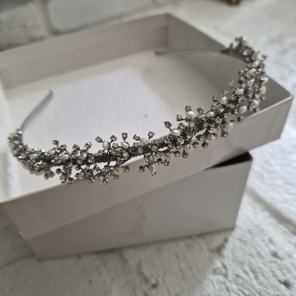Elegant Silver Crystal Headband